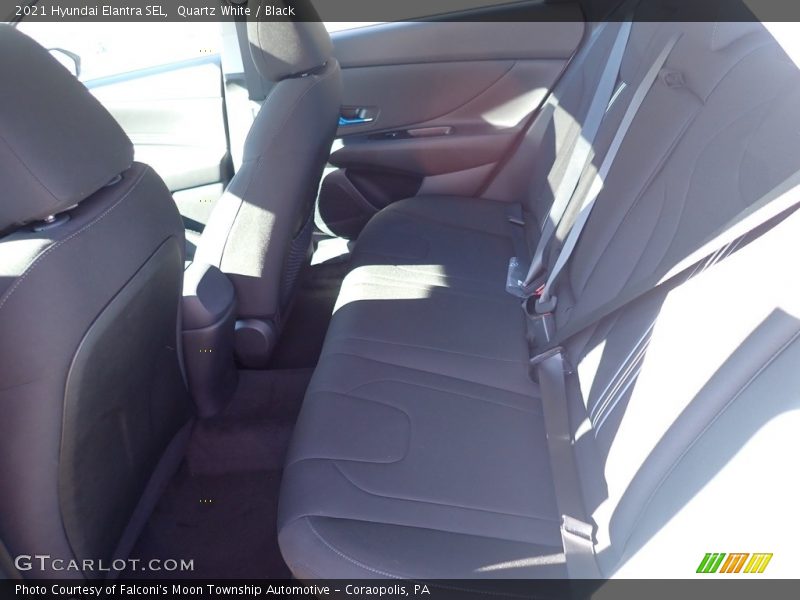Quartz White / Black 2021 Hyundai Elantra SEL