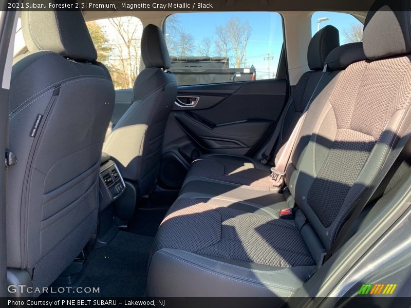 Magnetite Gray Metallic / Black 2021 Subaru Forester 2.5i Premium