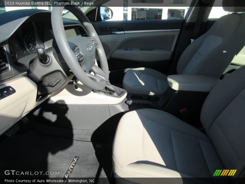 Phantom Black / Beige 2019 Hyundai Elantra SEL
