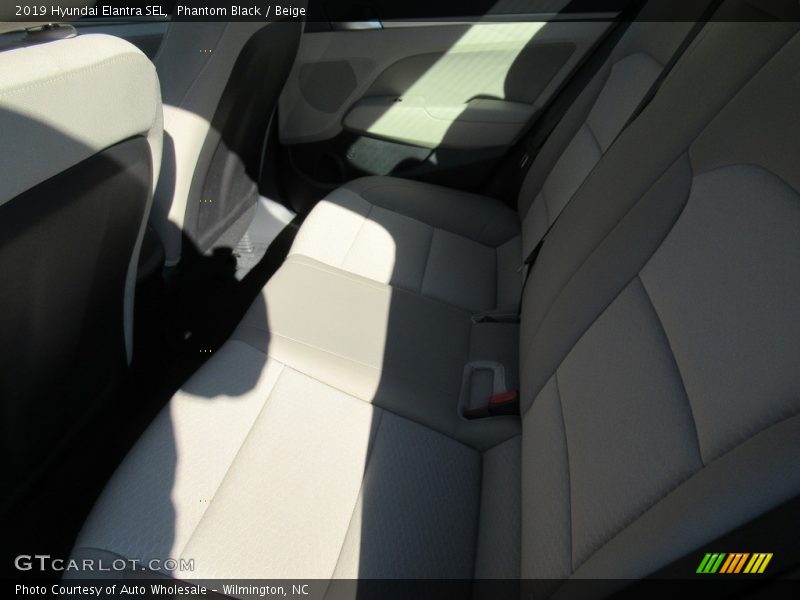 Phantom Black / Beige 2019 Hyundai Elantra SEL