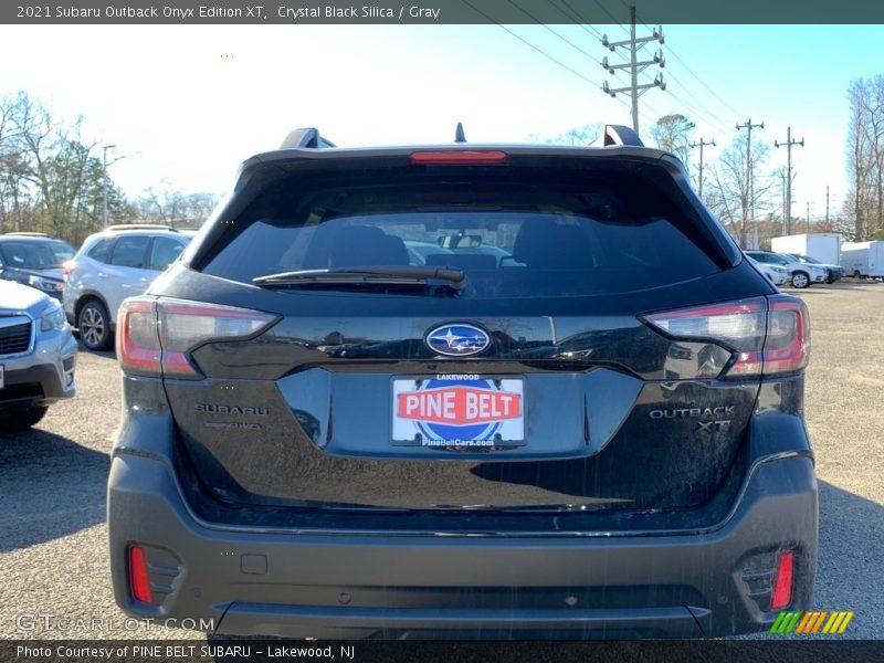 Crystal Black Silica / Gray 2021 Subaru Outback Onyx Edition XT