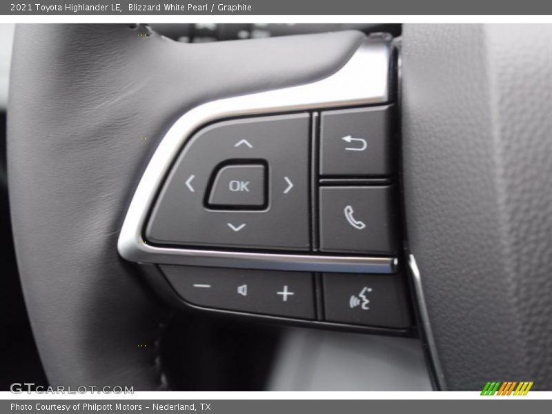 Blizzard White Pearl / Graphite 2021 Toyota Highlander LE