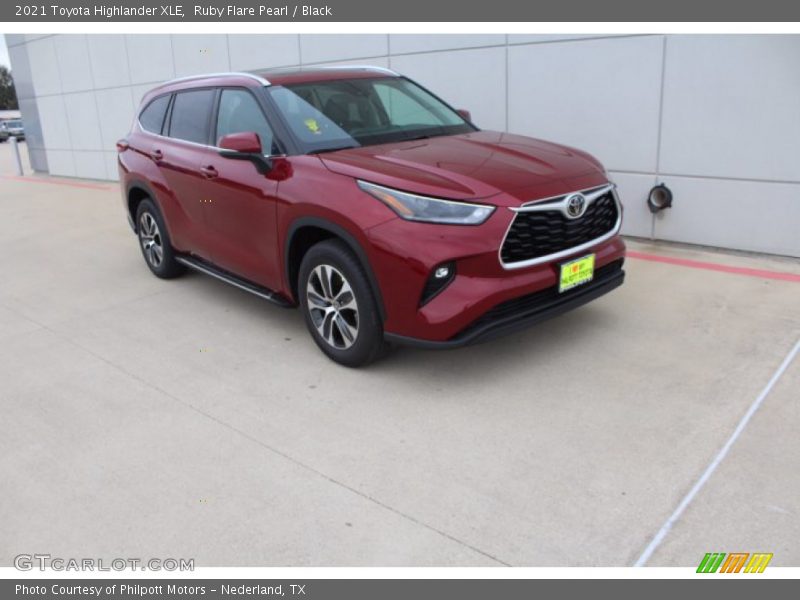 Ruby Flare Pearl / Black 2021 Toyota Highlander XLE