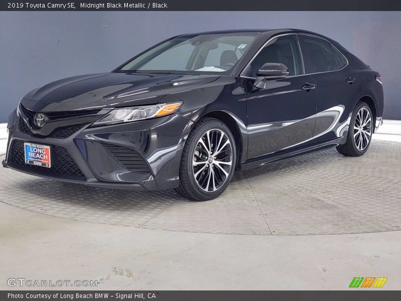 Midnight Black Metallic / Black 2019 Toyota Camry SE