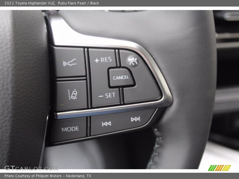 Ruby Flare Pearl / Black 2021 Toyota Highlander XLE