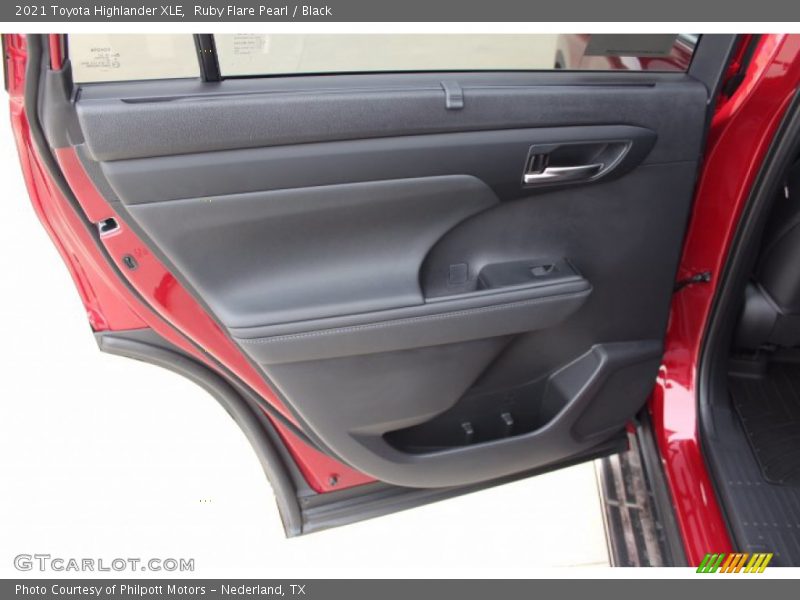 Ruby Flare Pearl / Black 2021 Toyota Highlander XLE