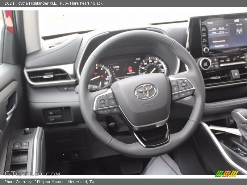 Ruby Flare Pearl / Black 2021 Toyota Highlander XLE