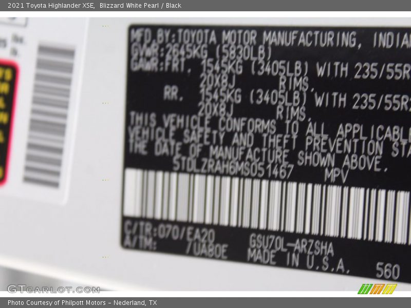 Blizzard White Pearl / Black 2021 Toyota Highlander XSE