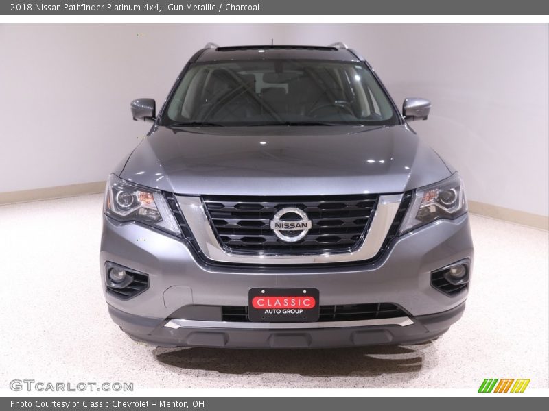 Gun Metallic / Charcoal 2018 Nissan Pathfinder Platinum 4x4