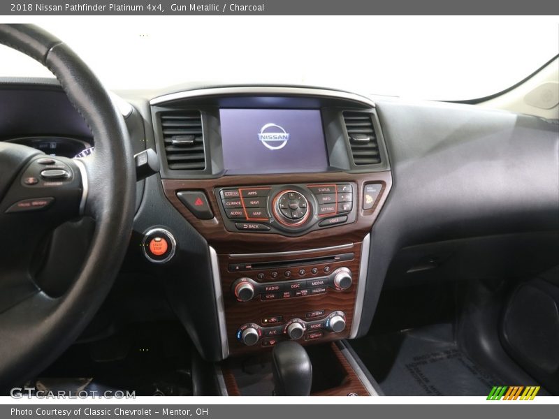 Gun Metallic / Charcoal 2018 Nissan Pathfinder Platinum 4x4