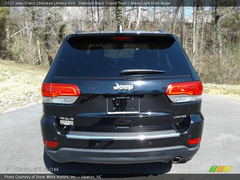 Diamond Black Crystal Pearl / Black/Light Frost Beige 2017 Jeep Grand Cherokee Limited 4x4