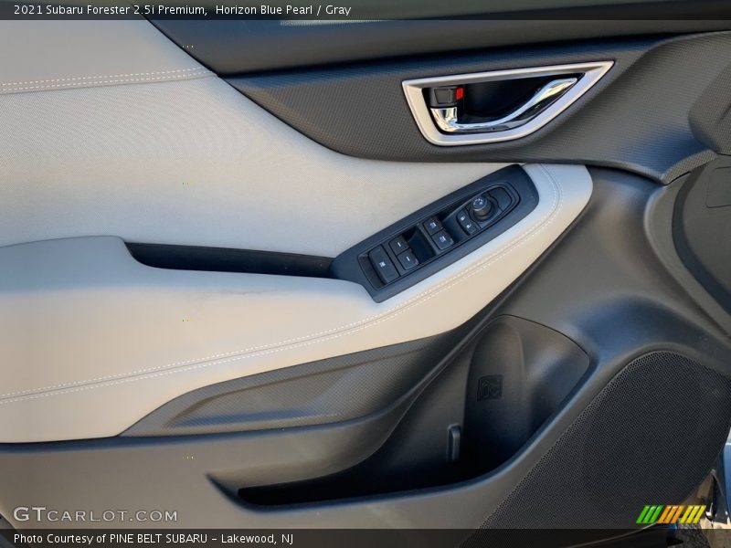 Horizon Blue Pearl / Gray 2021 Subaru Forester 2.5i Premium