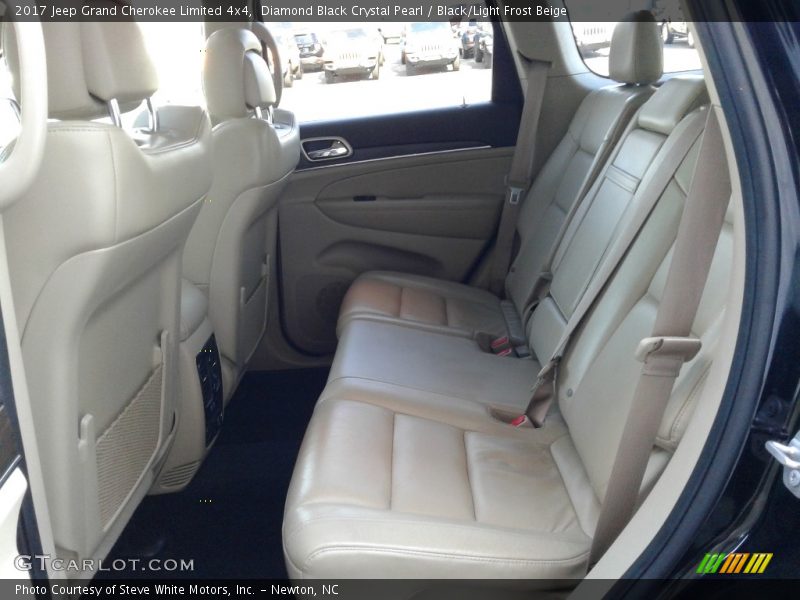 Diamond Black Crystal Pearl / Black/Light Frost Beige 2017 Jeep Grand Cherokee Limited 4x4