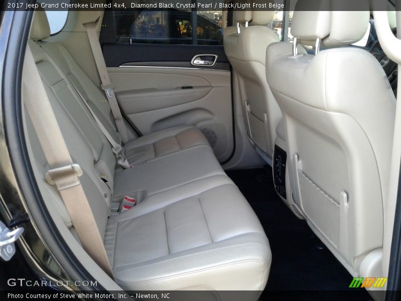 Diamond Black Crystal Pearl / Black/Light Frost Beige 2017 Jeep Grand Cherokee Limited 4x4