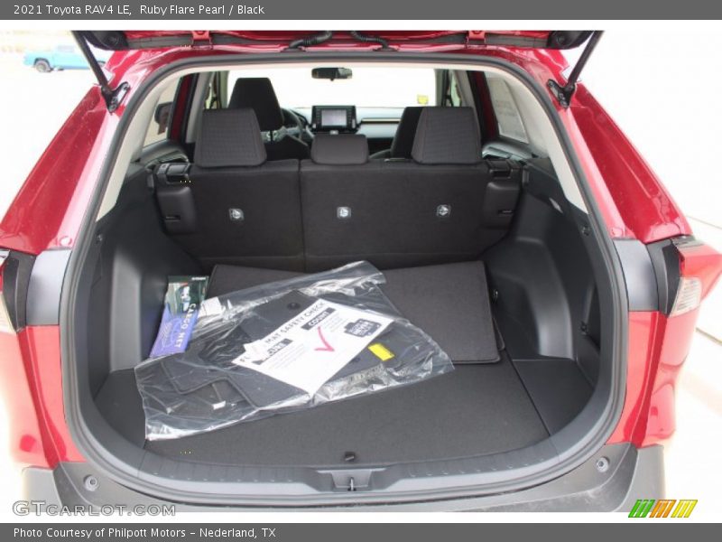 Ruby Flare Pearl / Black 2021 Toyota RAV4 LE