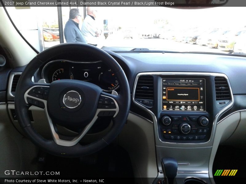 Diamond Black Crystal Pearl / Black/Light Frost Beige 2017 Jeep Grand Cherokee Limited 4x4