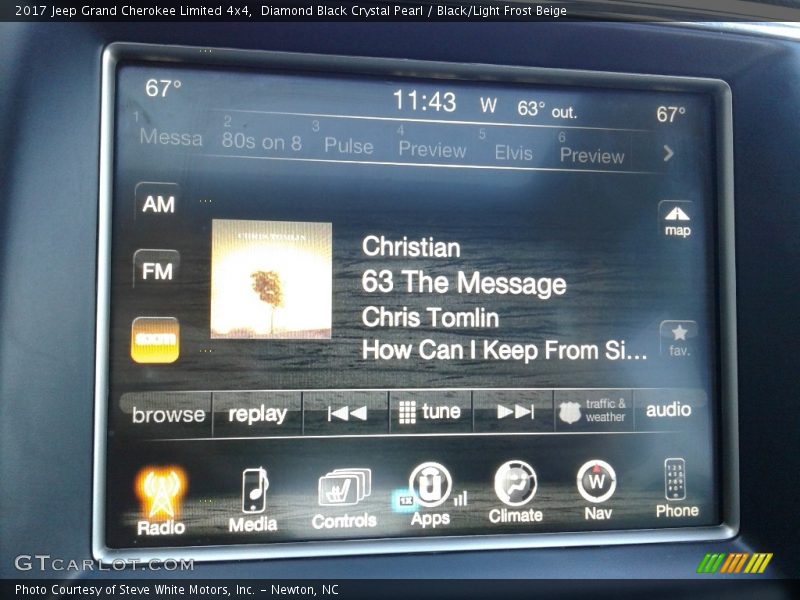 Diamond Black Crystal Pearl / Black/Light Frost Beige 2017 Jeep Grand Cherokee Limited 4x4