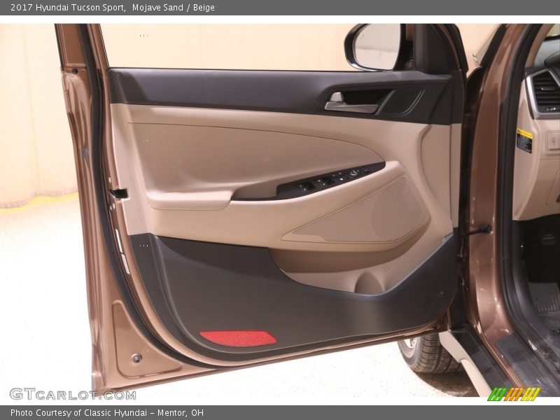 Mojave Sand / Beige 2017 Hyundai Tucson Sport