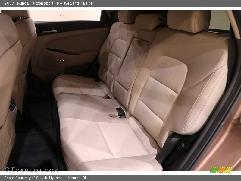Mojave Sand / Beige 2017 Hyundai Tucson Sport