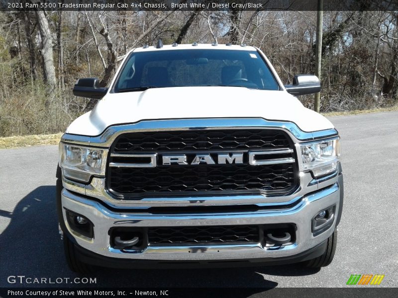 Bright White / Diesel Gray/Black 2021 Ram 5500 Tradesman Regular Cab 4x4 Chassis