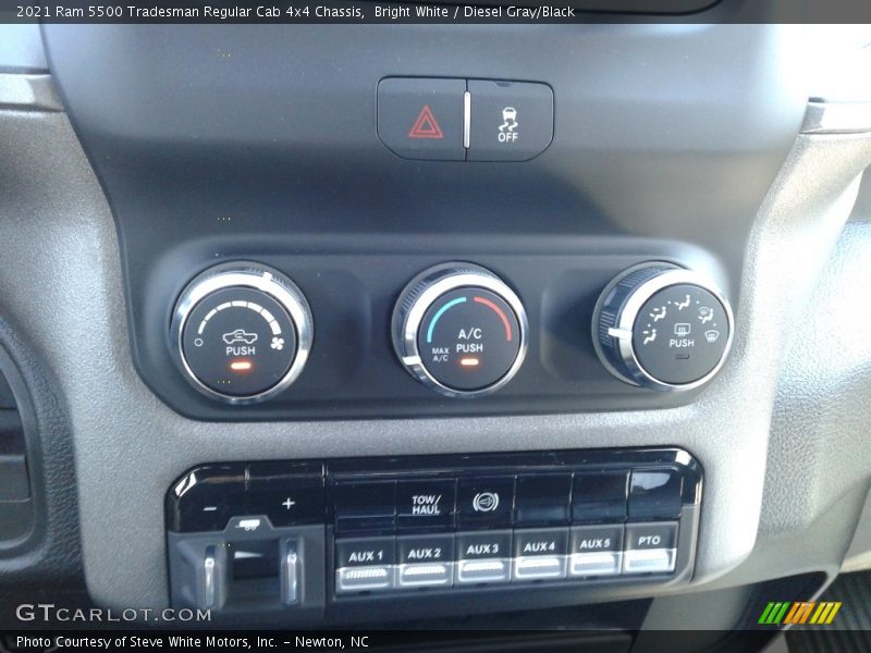 Controls of 2021 5500 Tradesman Regular Cab 4x4 Chassis