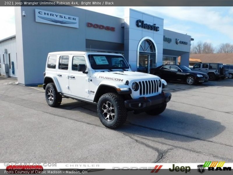 Bright White / Black 2021 Jeep Wrangler Unlimited Rubicon 4x4