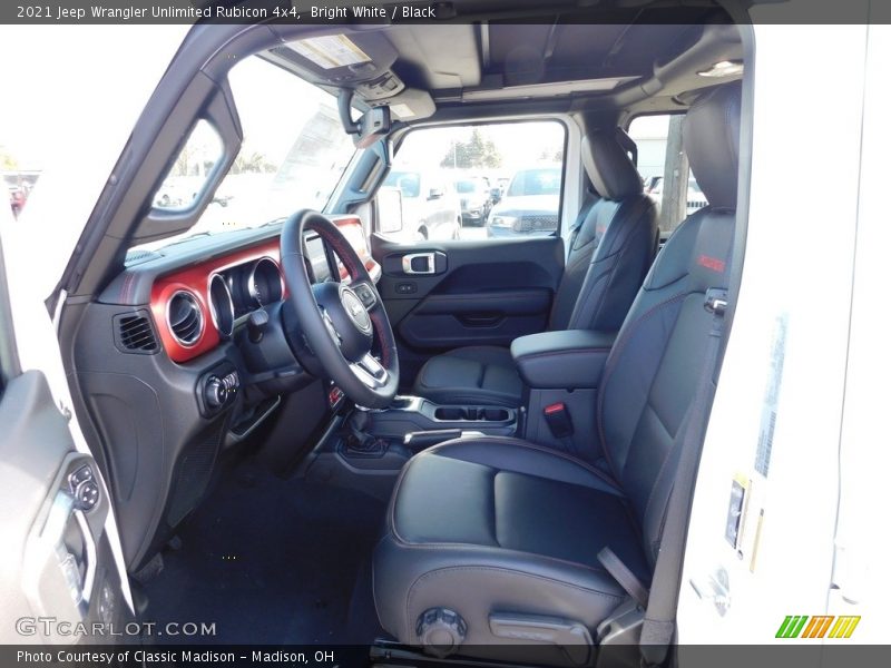 Bright White / Black 2021 Jeep Wrangler Unlimited Rubicon 4x4