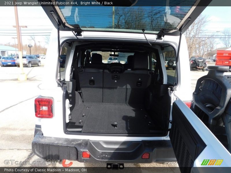 Bright White / Black 2021 Jeep Wrangler Unlimited Rubicon 4x4