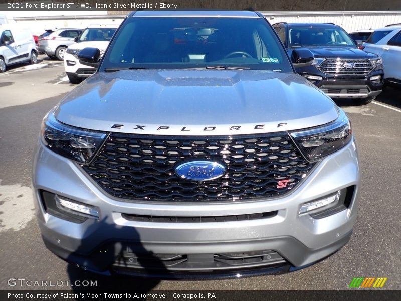 Iconic Silver Metallic / Ebony 2021 Ford Explorer ST 4WD