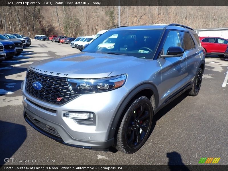 Front 3/4 View of 2021 Explorer ST 4WD