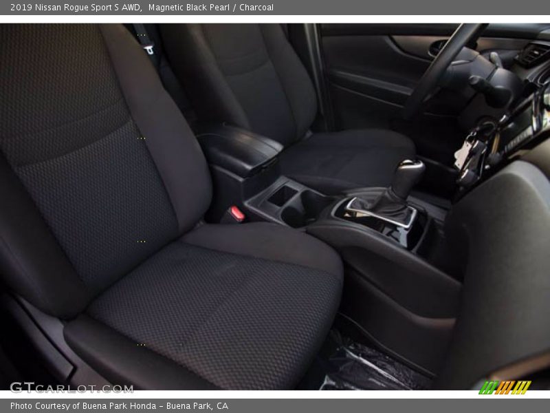 Magnetic Black Pearl / Charcoal 2019 Nissan Rogue Sport S AWD