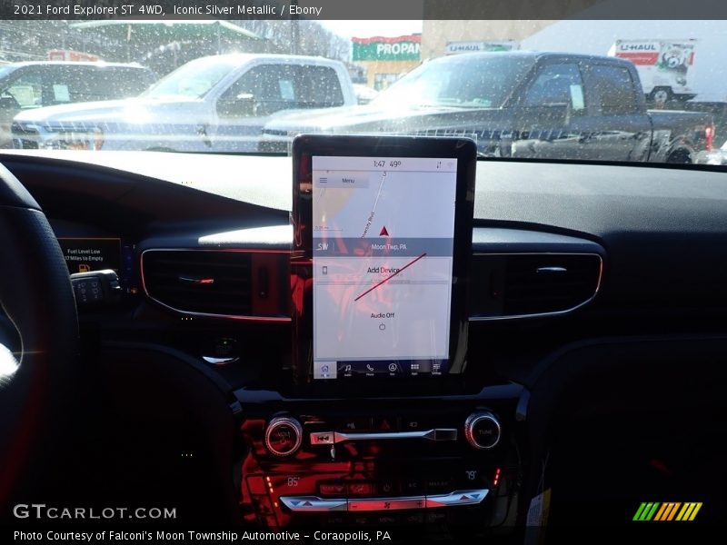 Iconic Silver Metallic / Ebony 2021 Ford Explorer ST 4WD