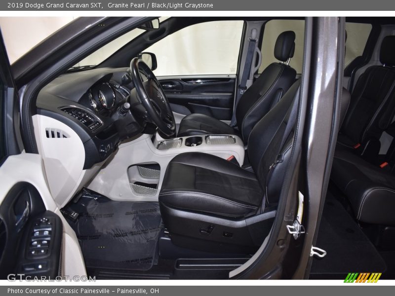 Granite Pearl / Black/Light Graystone 2019 Dodge Grand Caravan SXT