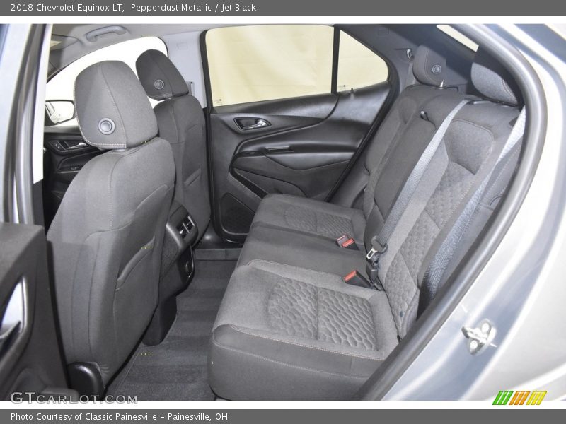 Pepperdust Metallic / Jet Black 2018 Chevrolet Equinox LT