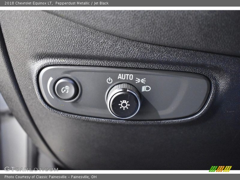 Pepperdust Metallic / Jet Black 2018 Chevrolet Equinox LT