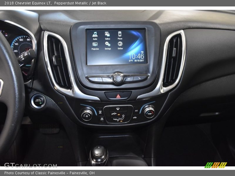 Pepperdust Metallic / Jet Black 2018 Chevrolet Equinox LT