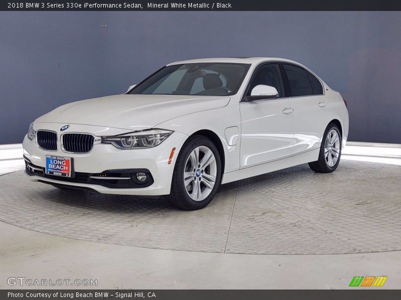 Mineral White Metallic / Black 2018 BMW 3 Series 330e iPerformance Sedan