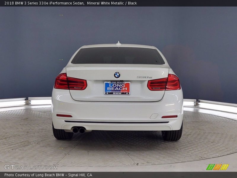 Mineral White Metallic / Black 2018 BMW 3 Series 330e iPerformance Sedan
