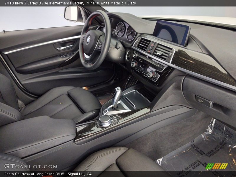Mineral White Metallic / Black 2018 BMW 3 Series 330e iPerformance Sedan
