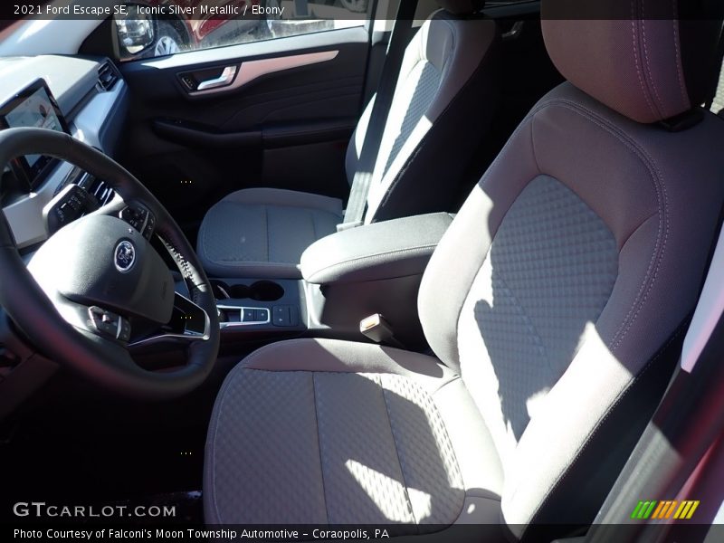 Iconic Silver Metallic / Ebony 2021 Ford Escape SE