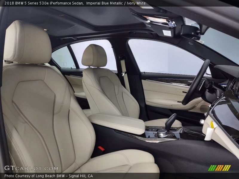 Imperial Blue Metallic / Ivory White 2018 BMW 5 Series 530e iPerfomance Sedan