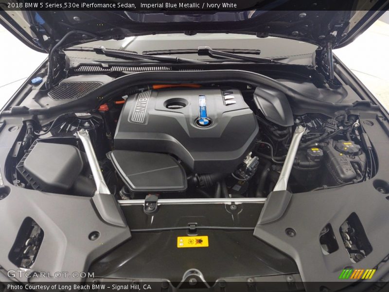 Imperial Blue Metallic / Ivory White 2018 BMW 5 Series 530e iPerfomance Sedan