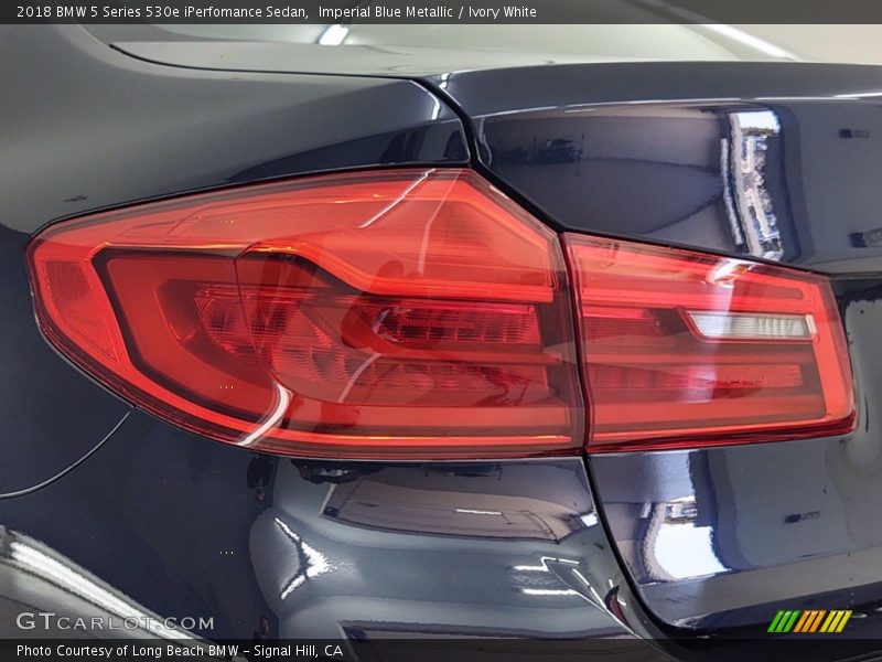 Imperial Blue Metallic / Ivory White 2018 BMW 5 Series 530e iPerfomance Sedan