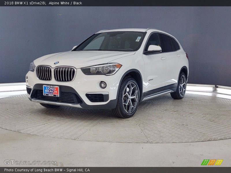 Alpine White / Black 2018 BMW X1 sDrive28i