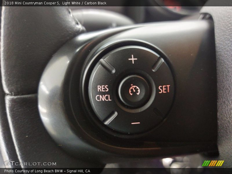 Light White / Carbon Black 2018 Mini Countryman Cooper S