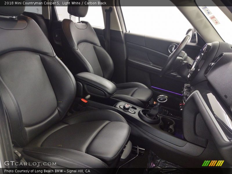 Light White / Carbon Black 2018 Mini Countryman Cooper S
