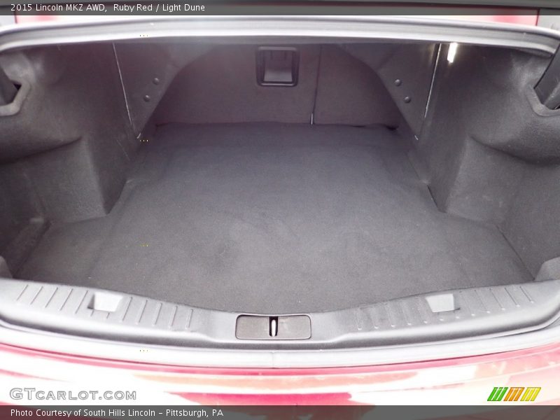  2015 MKZ AWD Trunk