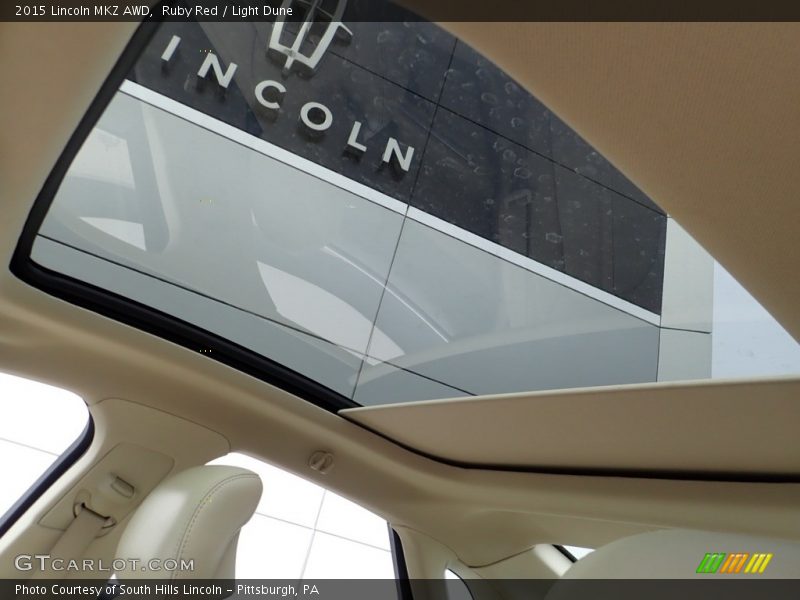 Sunroof of 2015 MKZ AWD