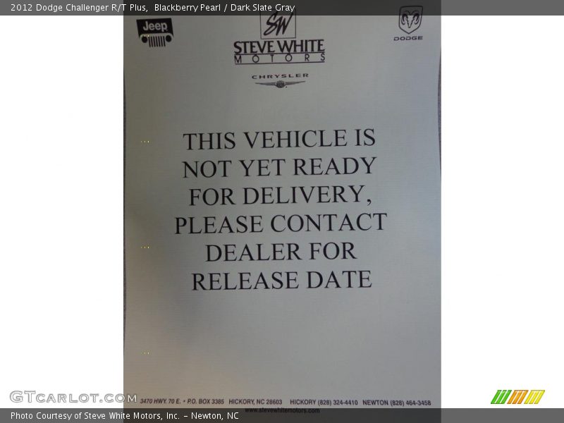 Blackberry Pearl / Dark Slate Gray 2012 Dodge Challenger R/T Plus