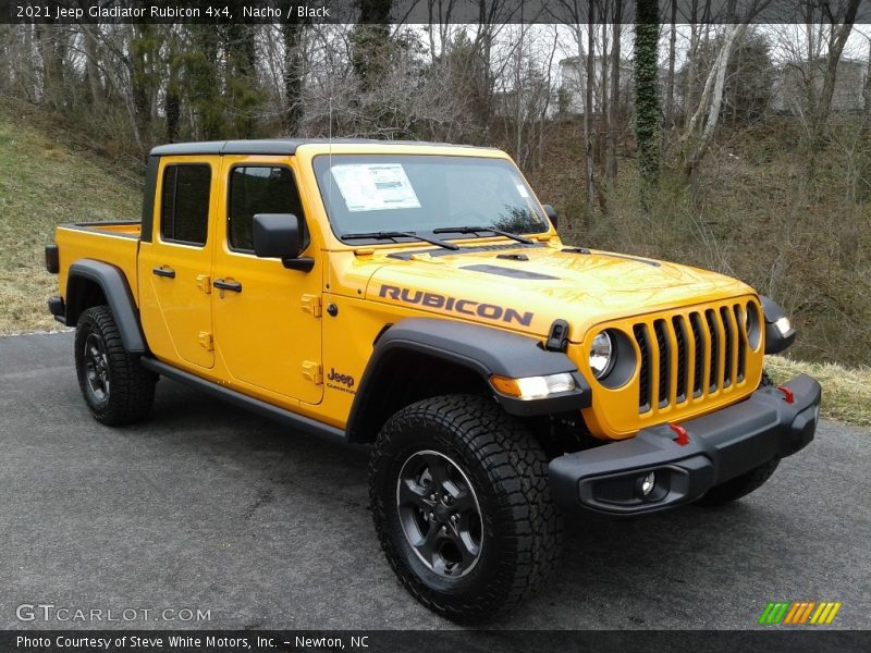 Front 3/4 View of 2021 Gladiator Rubicon 4x4